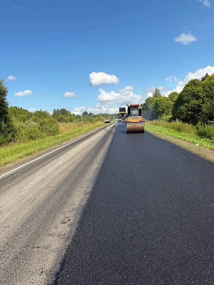 На Новгородчине обновляют дорогу Подлитовье – Парфино – Старая Русса