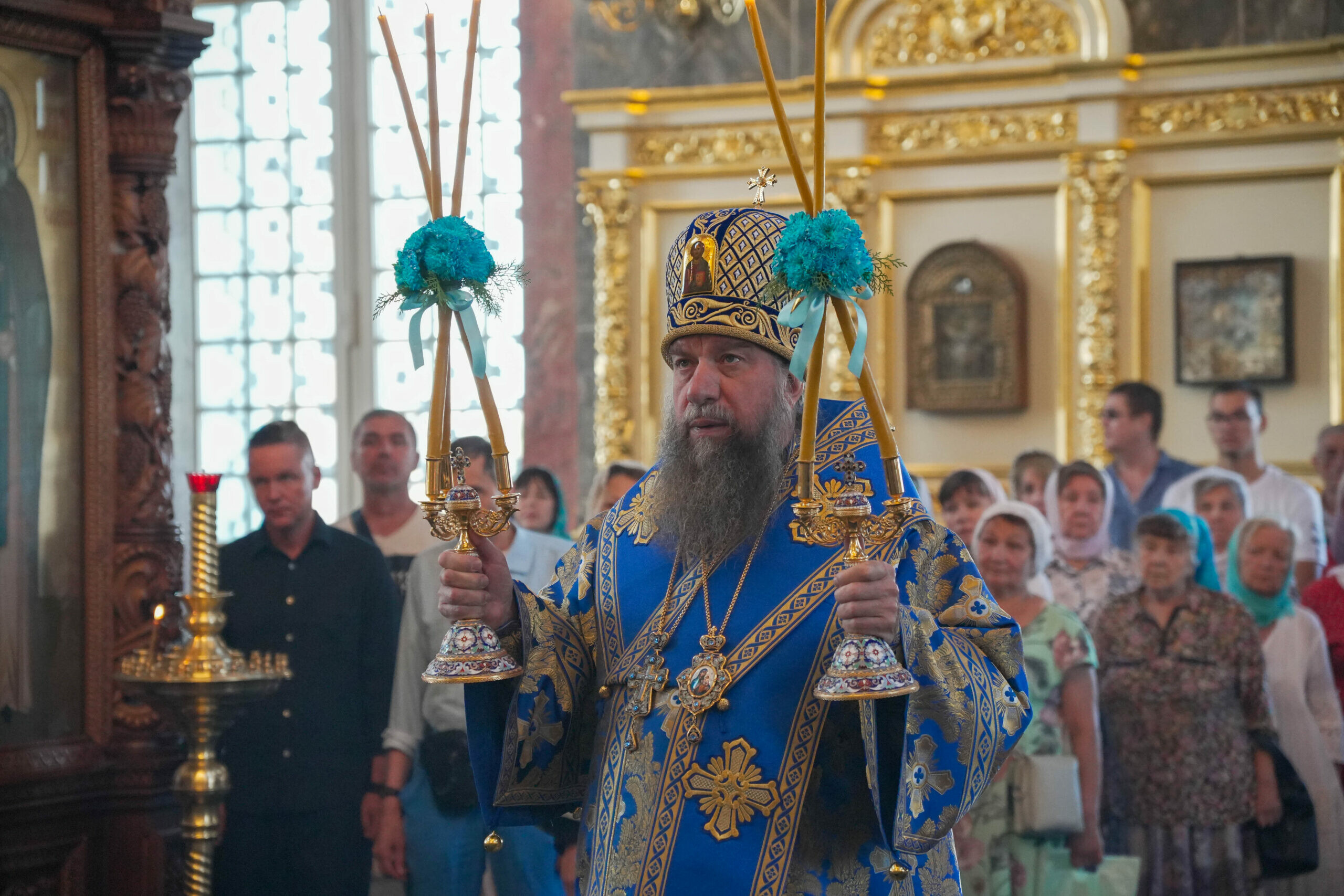 Игорь Мартынов пожелал астраханцам мира и добра в праздник Успения