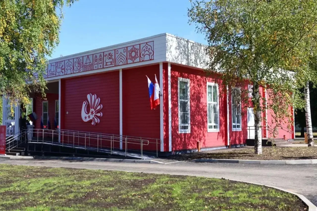 Филимонов открыл новый Дом культуры в вологодской деревне Березник