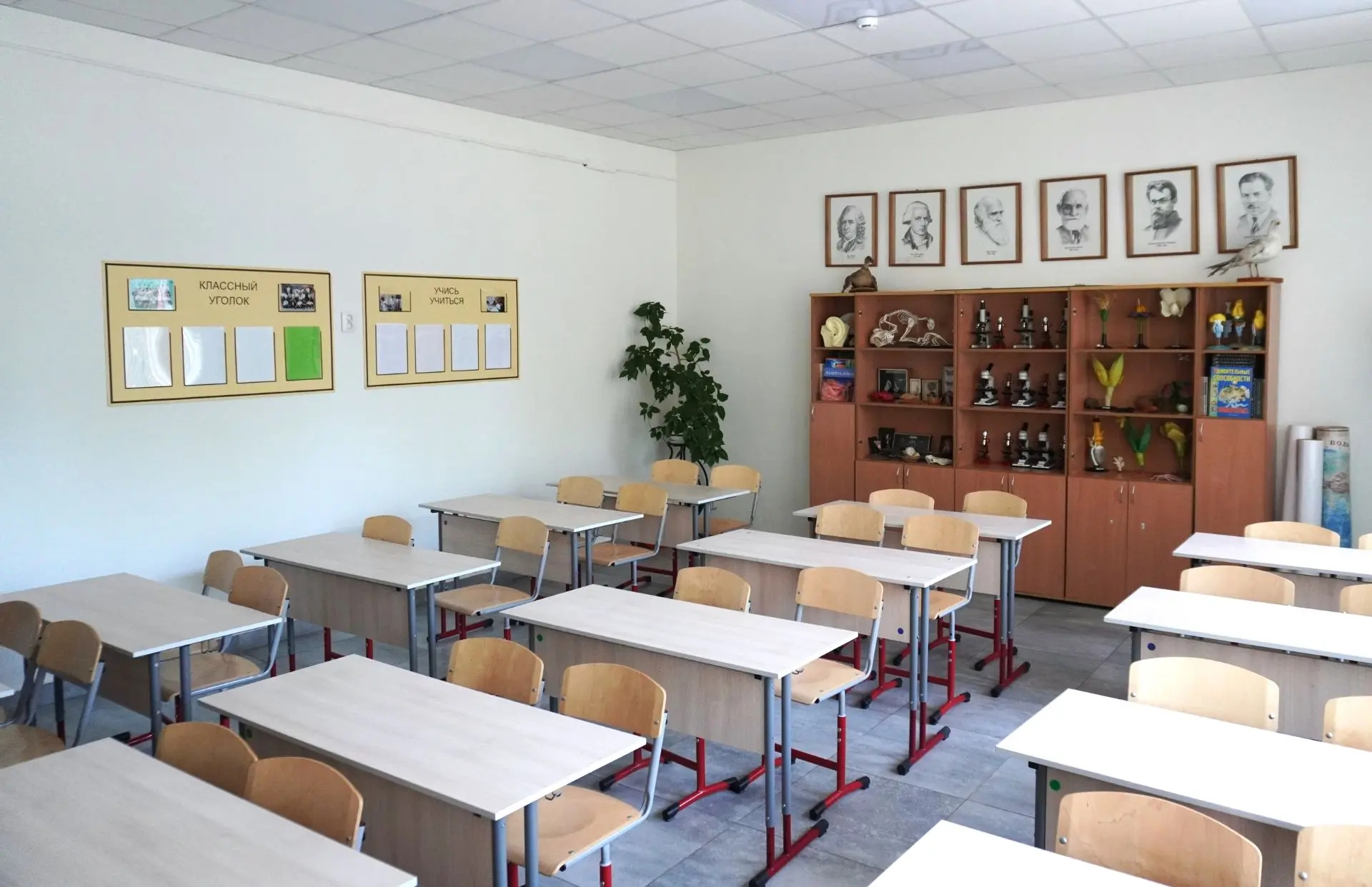 В Великом Новгороде идет подготовка школ и детских садов к новому учебному году