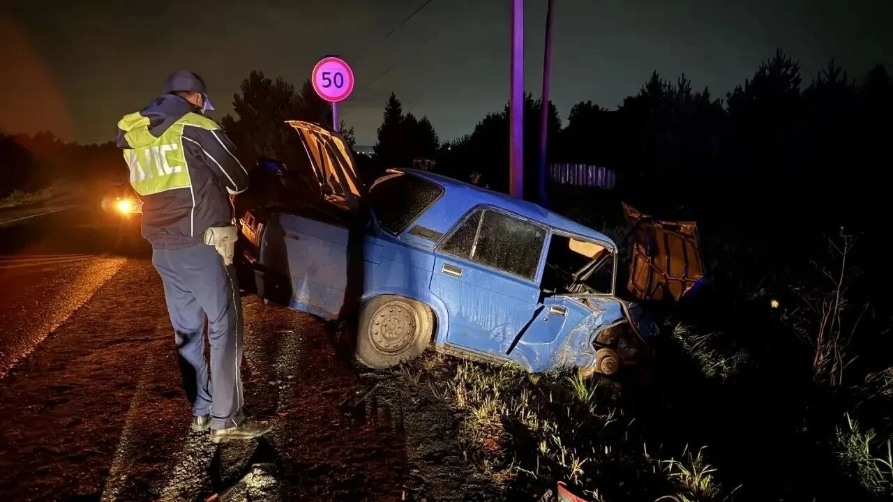 Под Екатеринбургом 18-летний водитель без прав устроил аварию