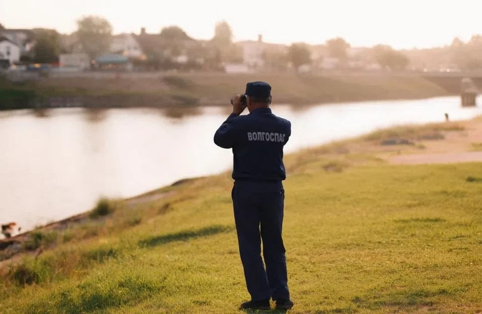 В Астрахани из канала 1 Мая достали тело мужчины