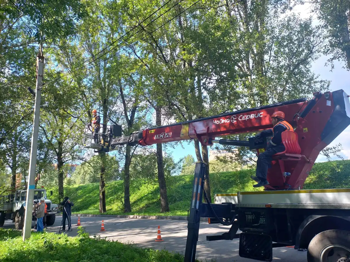 В Великом Новгороде обновили около 800 уличных светильников