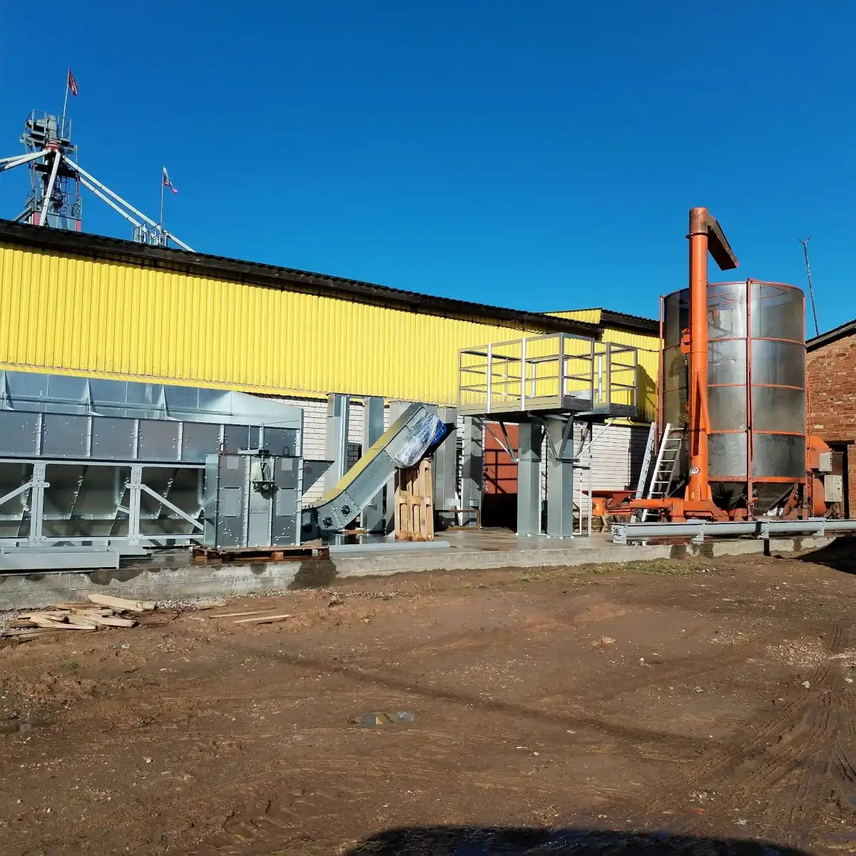 Новгородское хозяйство вложило более 23 миллионов рублей в модернизацию