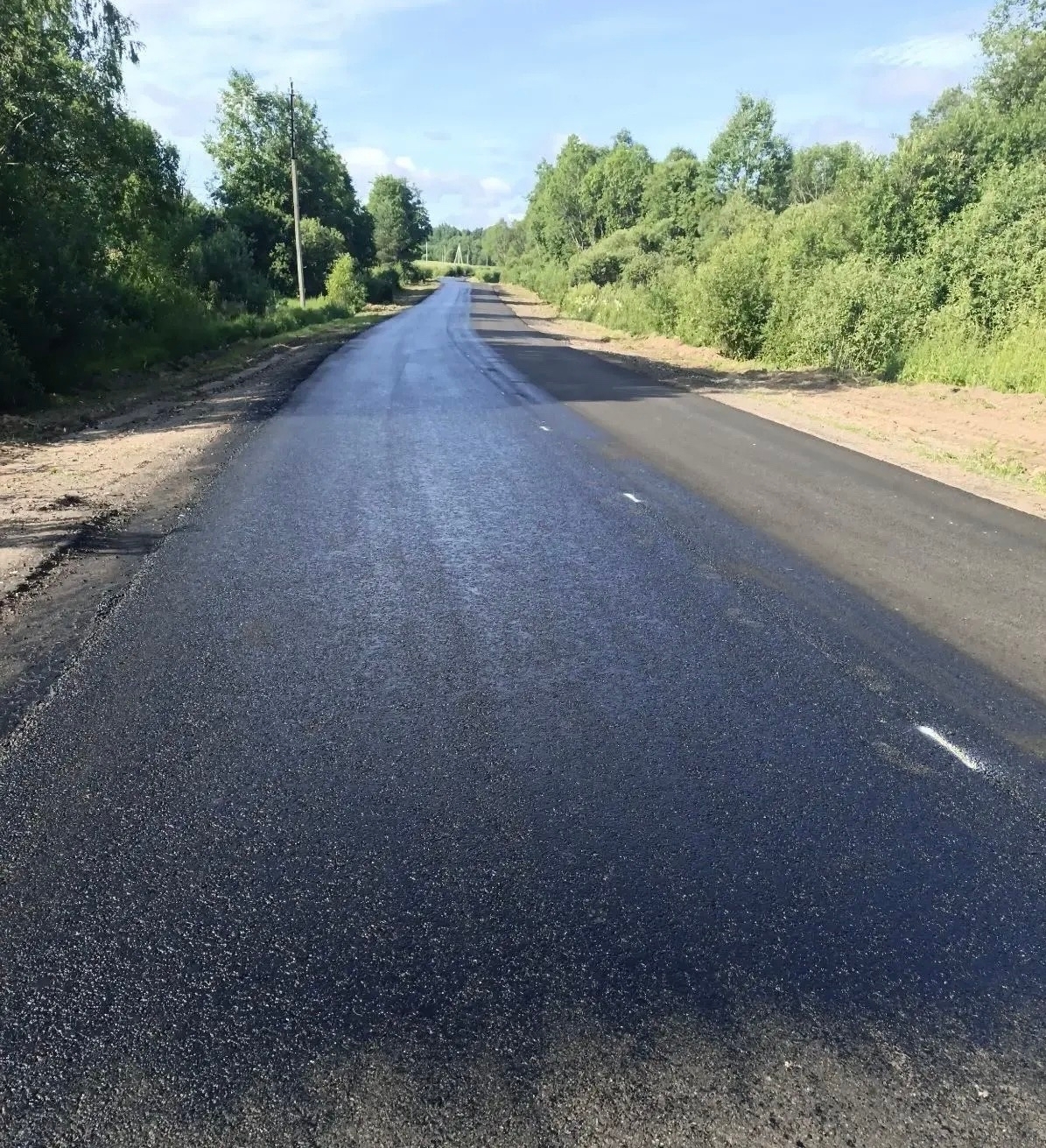 На Новгородчине идет ремонт автомобильной дороги Москотово – Черное