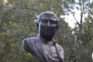 Фото