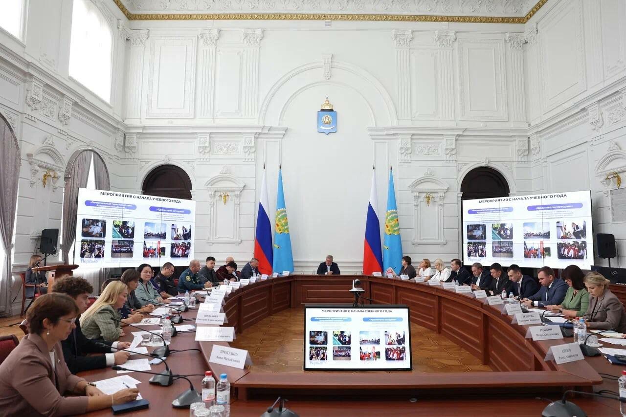 Игорь Бабушкин сообщил о снижении безработицы среди астраханской молодежи в 4,5 раза
