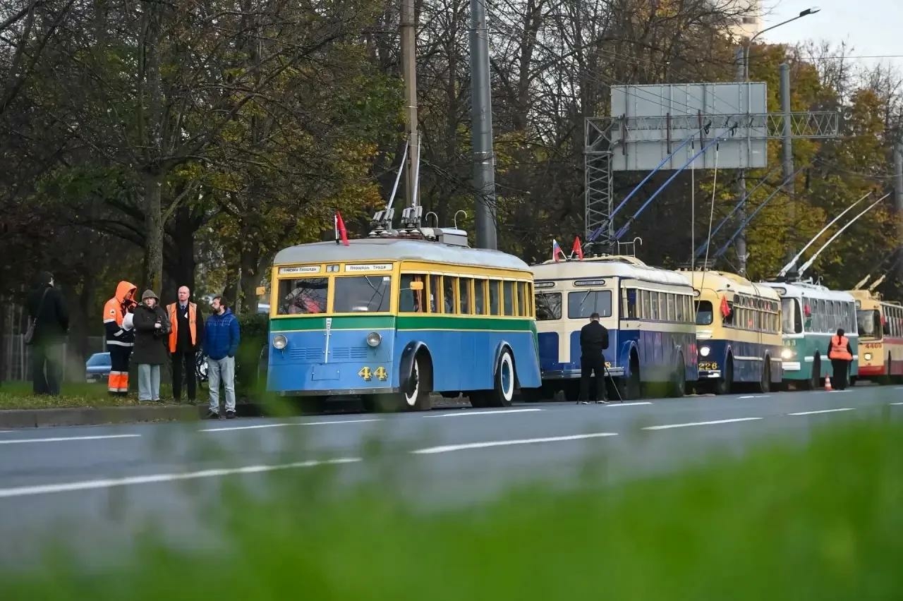 Поляков рассказал о параде ретротранспорта в юбилей петербургского троллейбуса