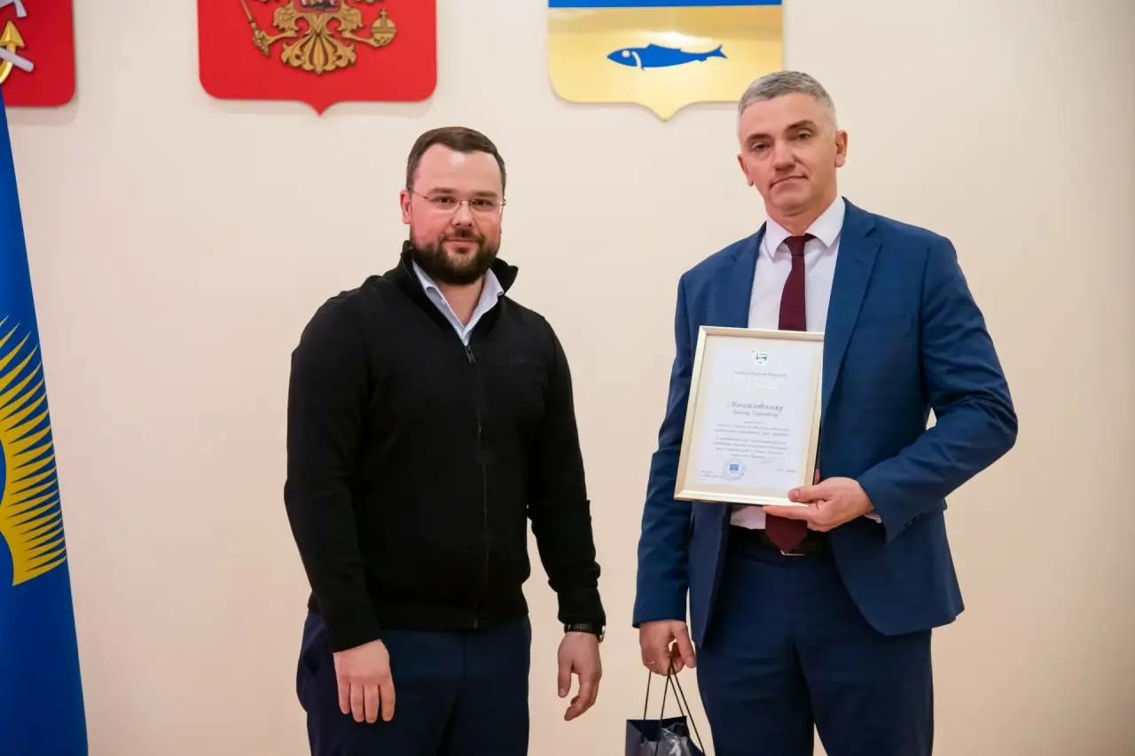 Лебедев поздравил коллег из «УОДОМС города Мурманска» с 15-летием